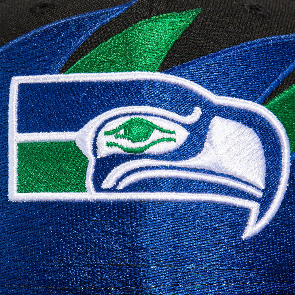 New Era Seattle Seahawks SharkTooth 10th Anniversary 59FIFTY Fitted Hat