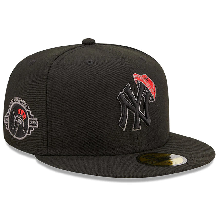 New Era Black New York Yankees 100th Anniversary Patch Blackout Pop Undervisor 59FIFTY Fitted Hat