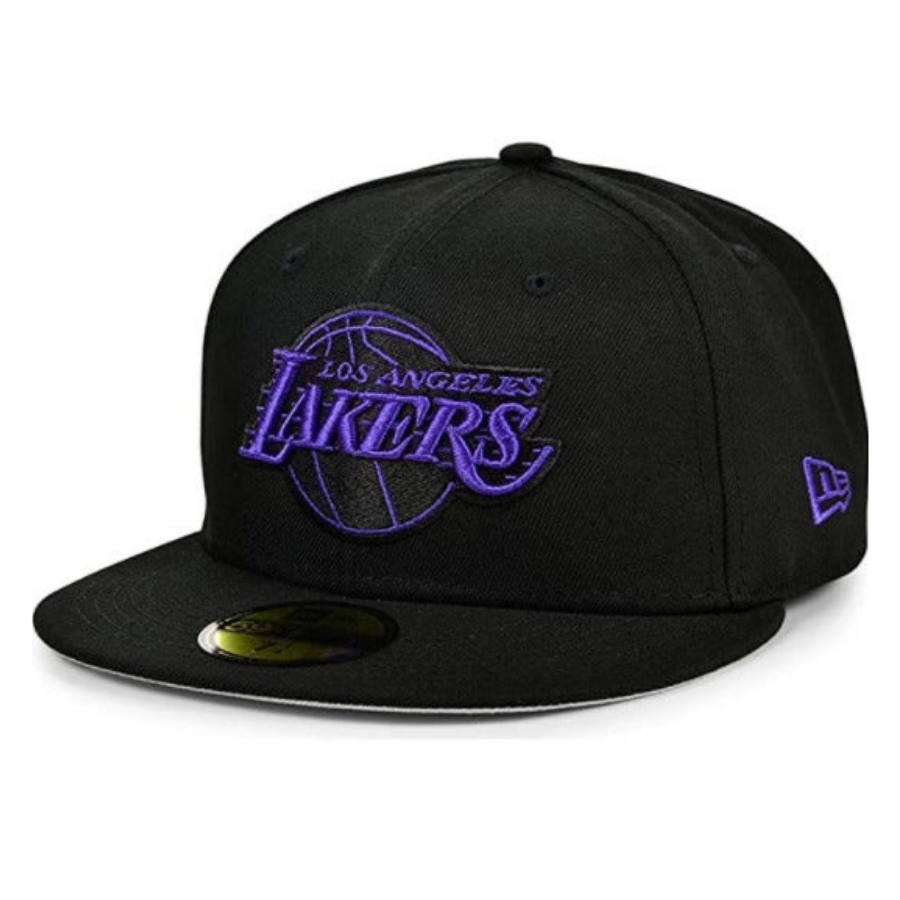 New Era Los Angeles Lakers Blackout Pop Black/Purple 59FIFTY Fitted Hat