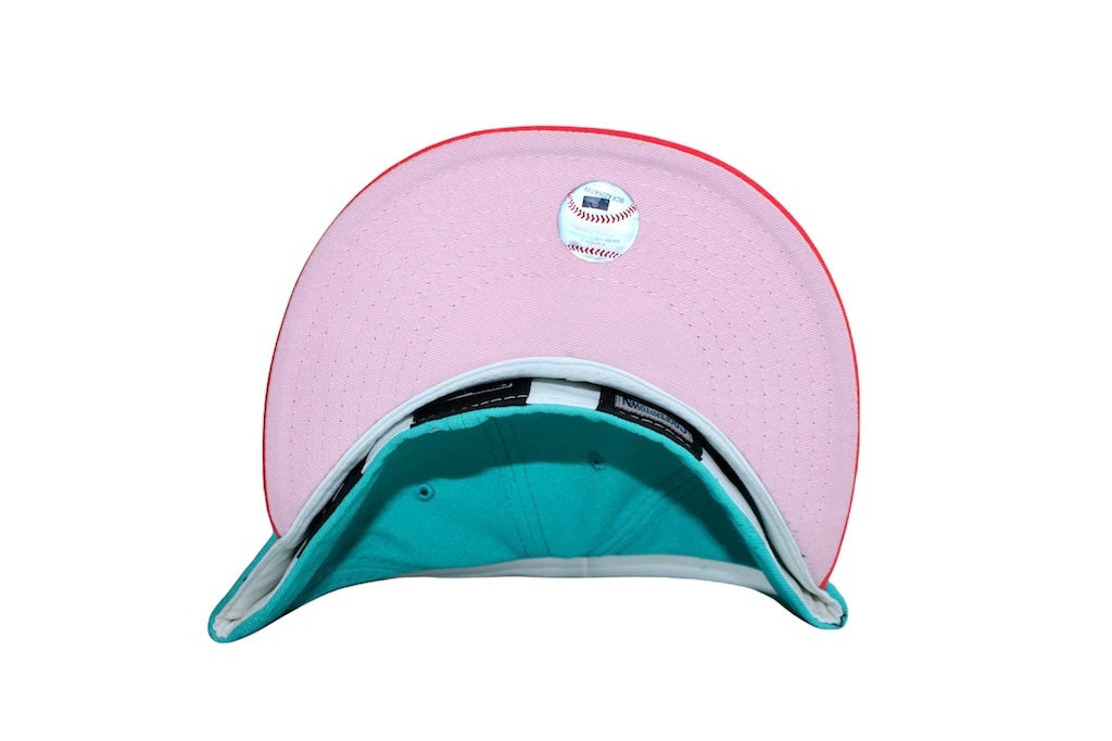 Texas Rangers New Era 2011 World Series Sky Undervisor 59FIFTY Fitted Hat -  Pink