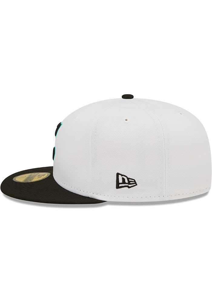 New Era Cleveland Guardians White/Black Two-Tone Color Pack 59FIFTY Fitted Hat