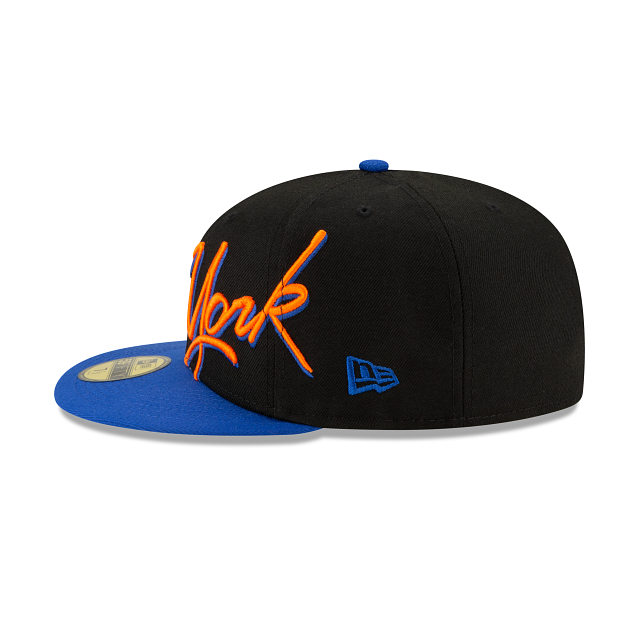 New Era New York Knicks Cursive 59FIFTY Fitted Hat