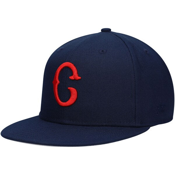 Rings & Crwns  Cleveland Buckeyes Team Fitted Hat - Navy