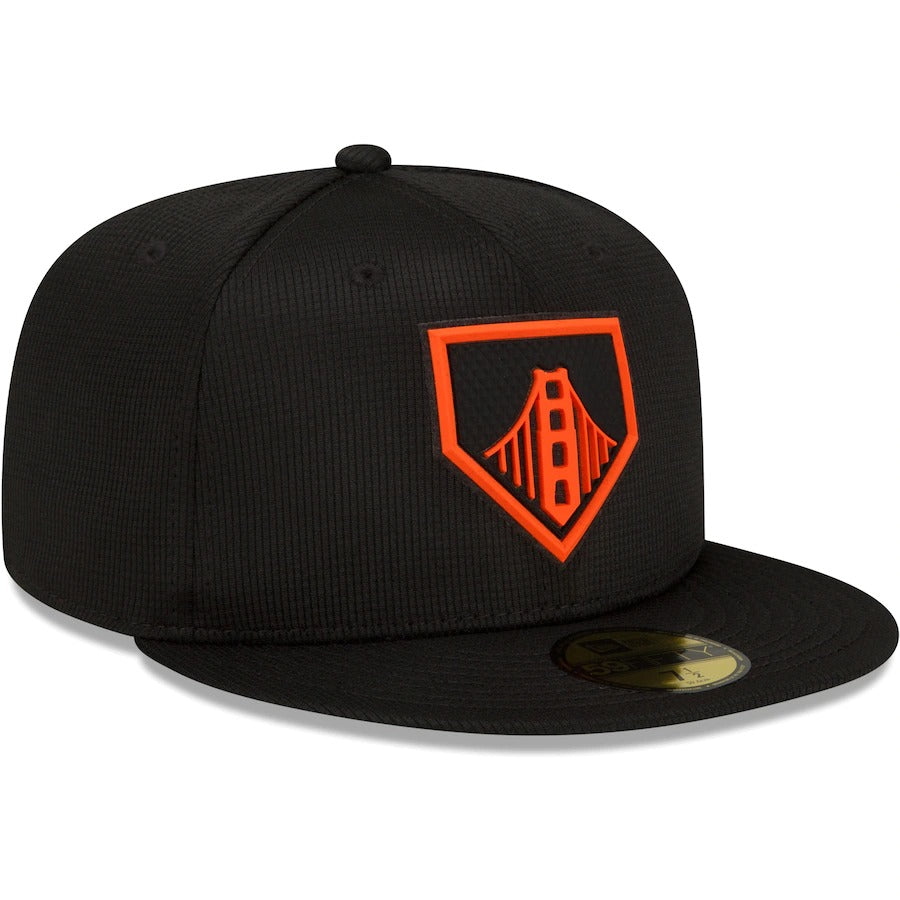 New Era San Francisco Giants Black/Orange 2022 Clubhouse 59FIFTY Fitted Hat