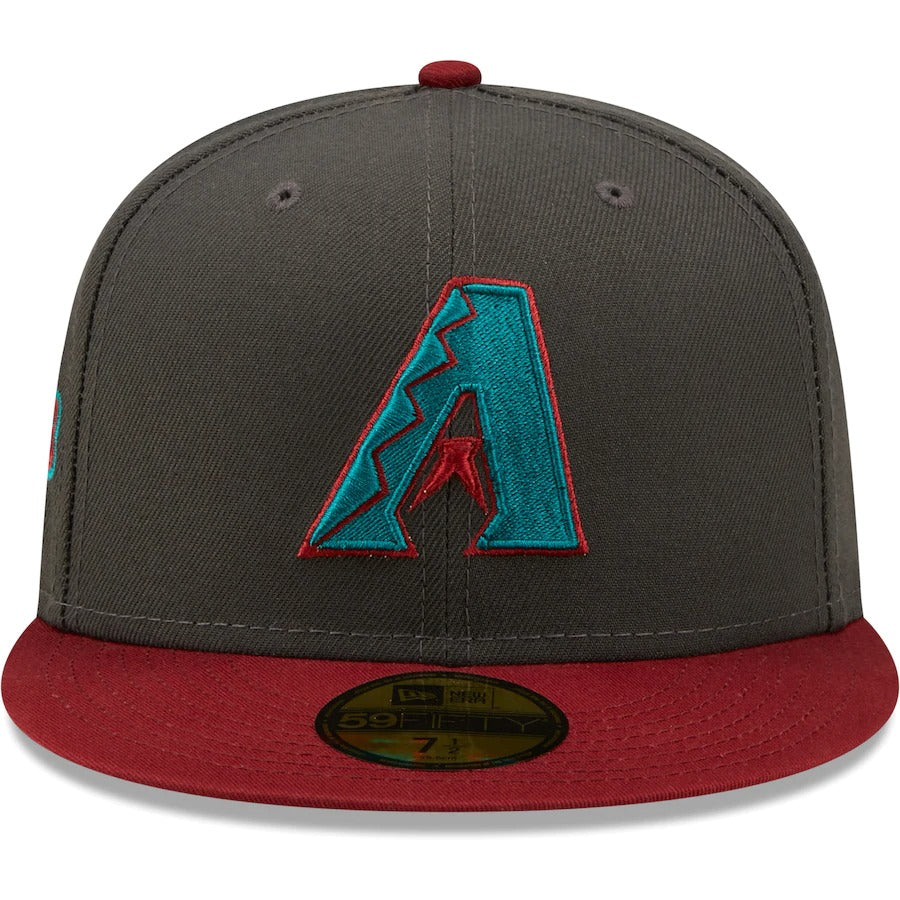 New Era Arizona Diamondbacks Graphite/Cardinal 2001 World Series 20th Anniversary Titlewave 59FIFTY Fitted Hat