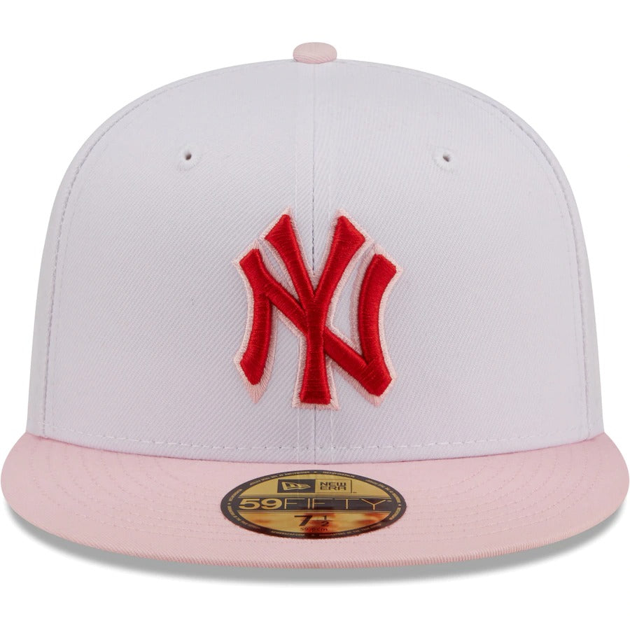 New Era New York Yankees White/Pink Scarlet Undervisor 59FIFTY Fitted Hat