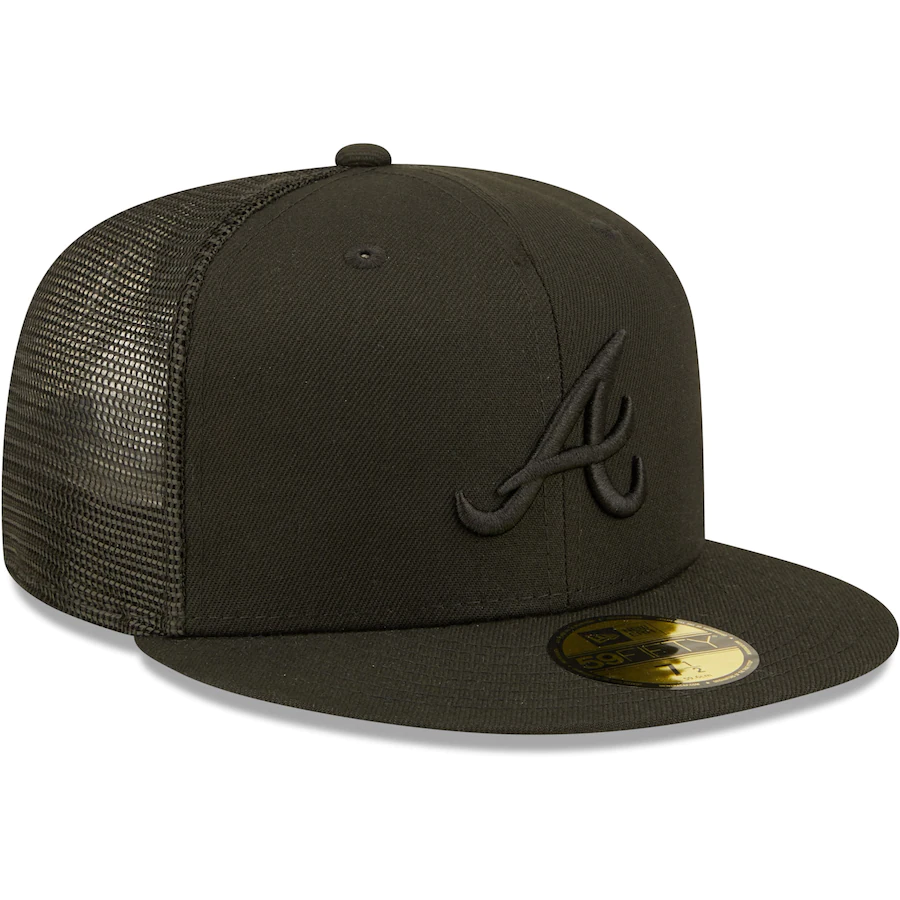 New Era Atlanta Braves Blackout Trucker 59FIFTY Fitted Hat